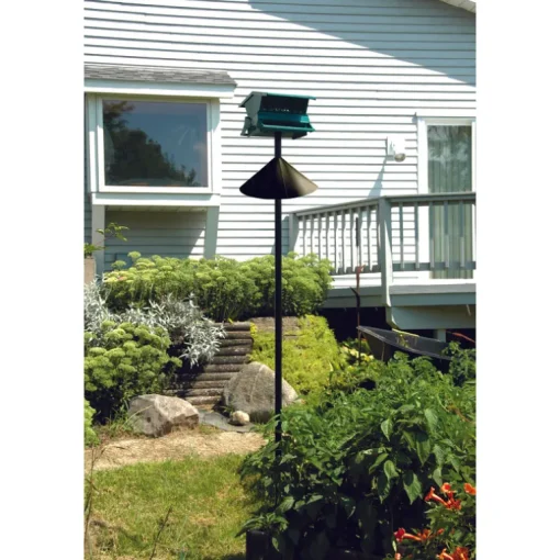 Audubon 7.5 in. H X 18 in. W X 18 in. D Squirrel Baffle