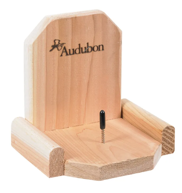 Audubon Cedar Corn Cob Squirrel Feeder 1 ports