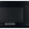 Black and Decker 0.7 cu. ft. Black Microwave 700 watts