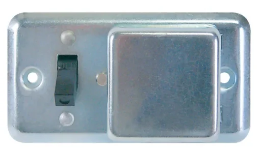 Bussmann 15 amps Toggle Switch & Cover Gray 1 pk