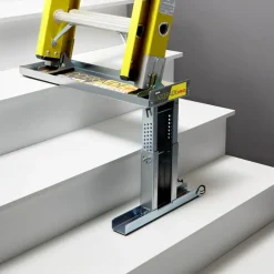 Ideal Security Aluminum Type 1AA Ladder-Aide Leveler