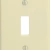 Leviton Ivory 1 gang Thermoset Plastic Toggle Wall Plate 10 pc