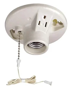 Leviton Porcelain Incandescent Medium Base Pull Chain Socket w/Outlet 1 pk