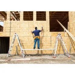 Little Giant Ladder Systems Aluminum Trestle Bracket 2 H x 6 W x 9 L in.