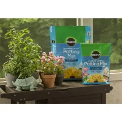 Miracle Gro 75551300 1 Cu Ft Moisture Control┬« Potting Mix 0.21-0.11-0.16 (Pack of 80)