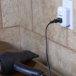 Monster Just Power It Up 0 ft. L 1 outlets Wall Tap Surge Protector White 1200 J