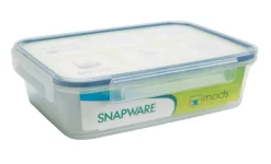 Snapware Clear 4.5-Cups Airtight & Watertight Rectangle Food Storage Container 2 x 8 x 6 in.
