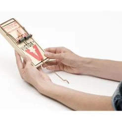 Victor Snap Trap For Rats 1 pk (Pack of 12)