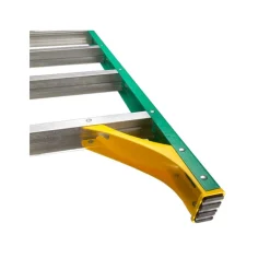 Werner 4 ft. H Fiberglass Step Ladder Type II 225 lb. capacity