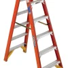 Werner 6 ft. H Fiberglass Step Ladder Type IA 300 lb. capacity