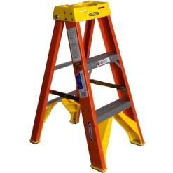 Werner 3 ft. H Fiberglass Step Ladder Type IA 300 lb. capacity