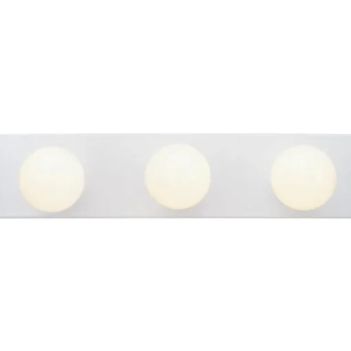 Westinghouse White 3 lights Incandescent Bathroom Bar Fixture Wall Mount