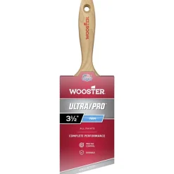 Wooster Ultra/Pro 3-1/2 in. Firm Angle Paint Brush
